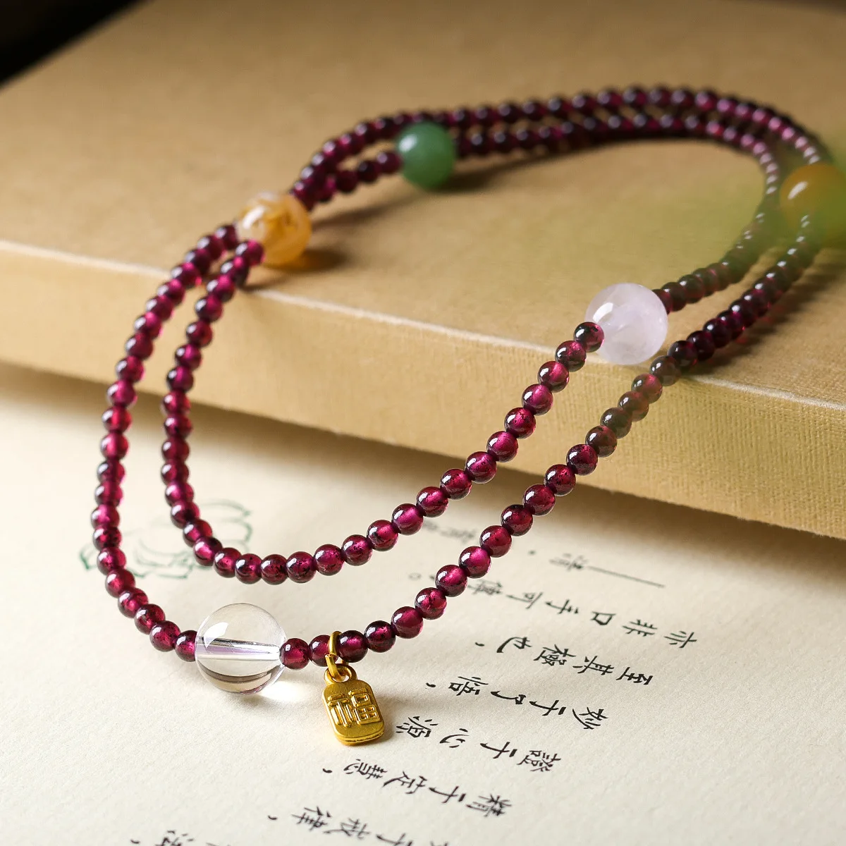 Natural Purple Toothed Black Garnet Bracelet Crystal South Red Agate Powder Crystal Jade Marrow Five Element Bracelet