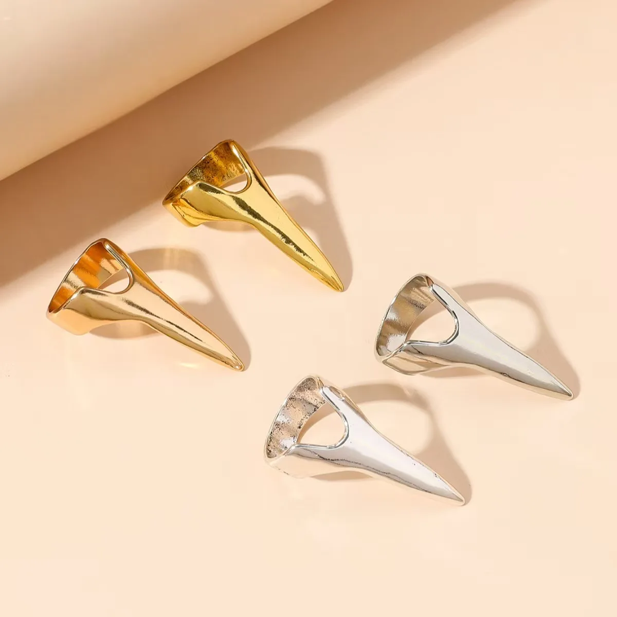 2/3/5/10pcs/ Hairdressing Finger Claw Ring Stitching Layered Hairdressing tool Accessories Braiding Hair