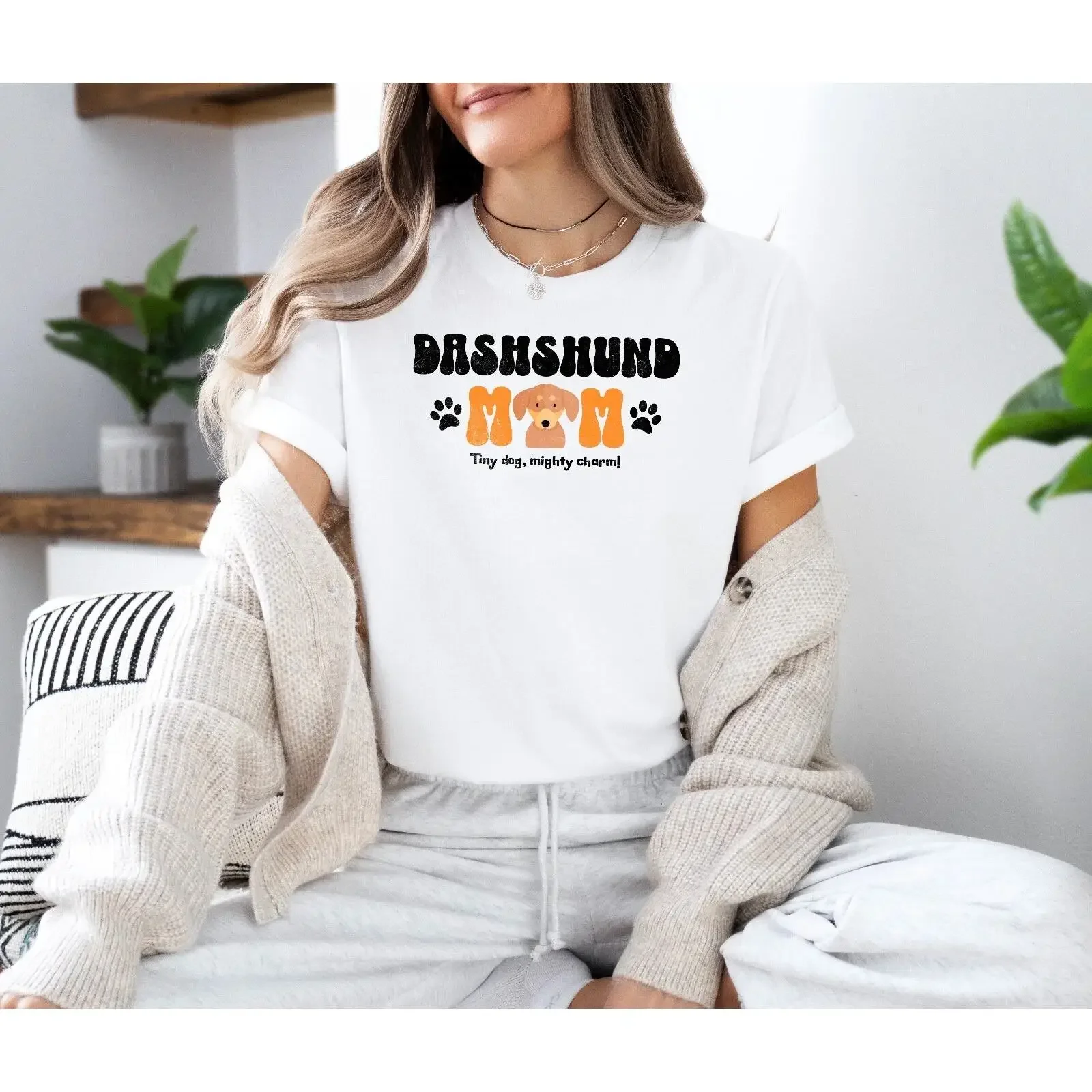 Dachshund Mom T Shirt Dog Love Lovers  vintage Washed designer clothes Breathable graphic streetwear Slightly Versatile Casual