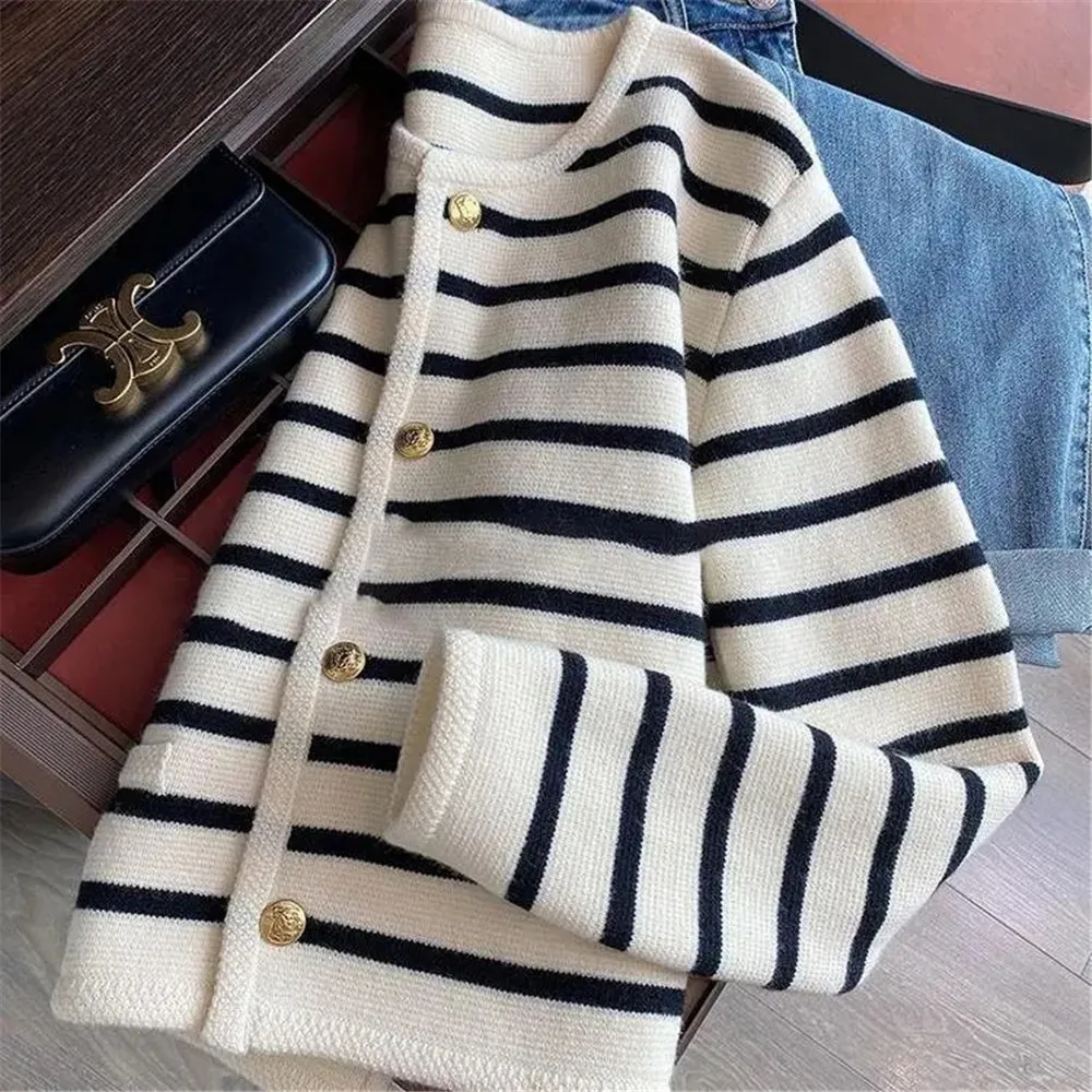 

O-neck Stripe Soft Y2k Sweaters Women Knitted Cardigan Fashion Long Sleeve Casual Short Tops Korean Style 2024 New Slim Knitwear