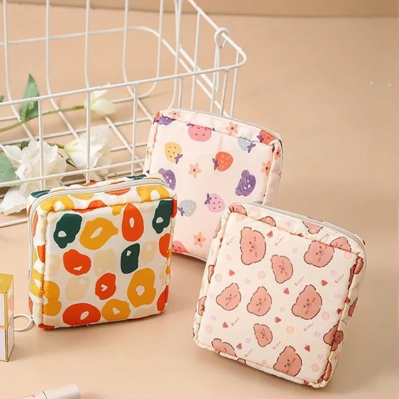 1PC Makeup Bag Storage Bag Cute and Portable Small Fresh and Simple Cartoon Printed Sanitary Napkins Storage