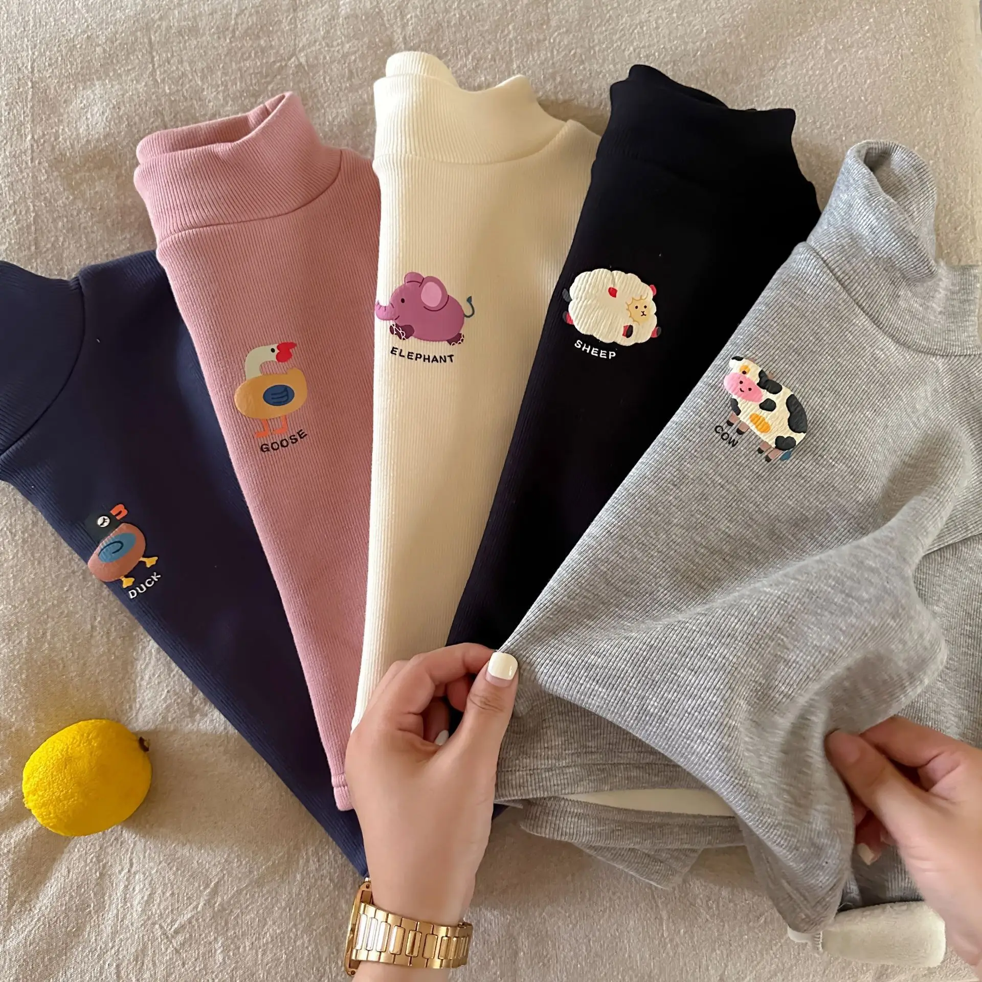 

2025 Winter New Children Warm Fleece Shirts Boys Girls Cute Cartoon Print T Shirts Baby Plus Velvet Thick Long Sleeve Ttops