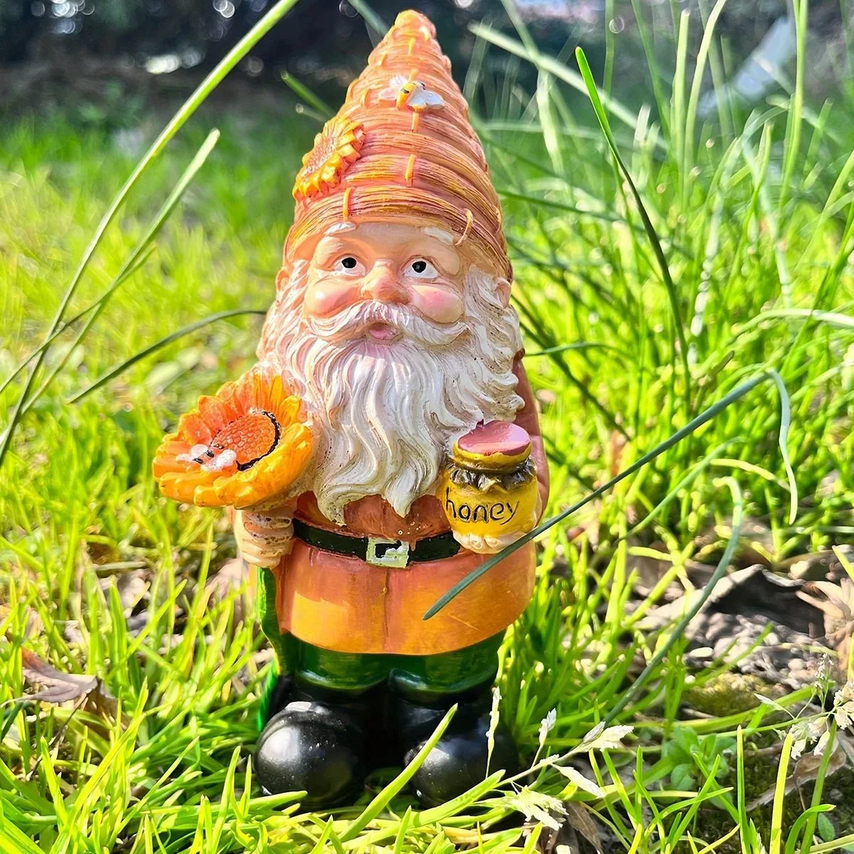 Bee Day Gift Gnome Dwarf Ornament Garden Resin Statue Ornament Decorative Dwarf Crafts