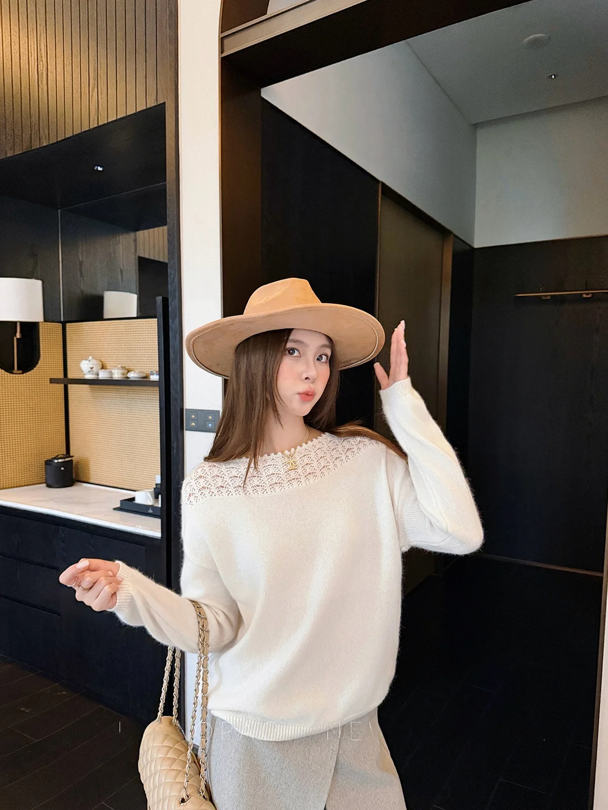 

Yang Bubble Wool Lace Hollow out Knitted Sweater Women's Base Layer Slimming Autumn Winter New Sle