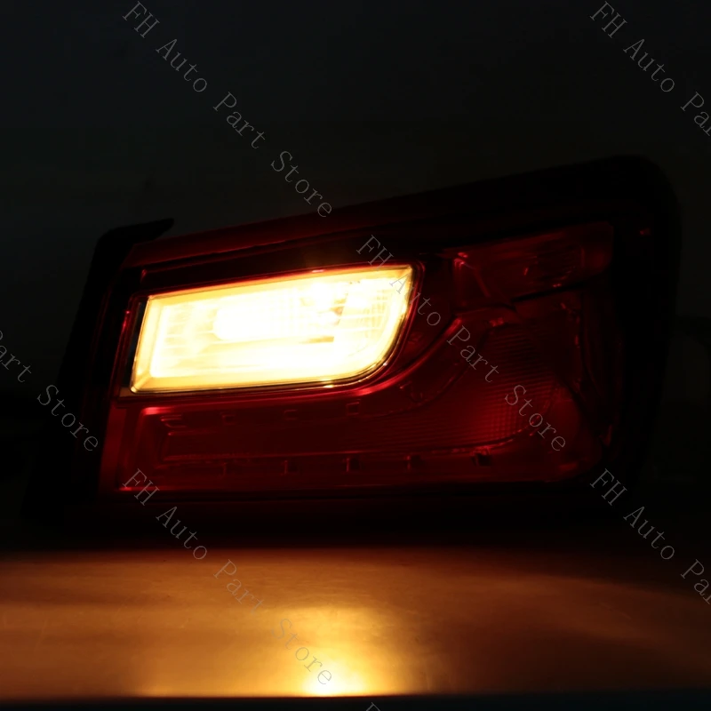 Taillight Taillamp For Chevrolet Malibu XL 2016 2017 2018 Halogen Rear Bumper Tail lamp Turn Signal Warning Brake Light 84132376