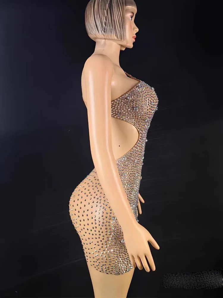 Abito sexy senza schienale con tracolla singola con strass di alta qualità 2025 Abbigliamento da donna personalizzato di nuova moda