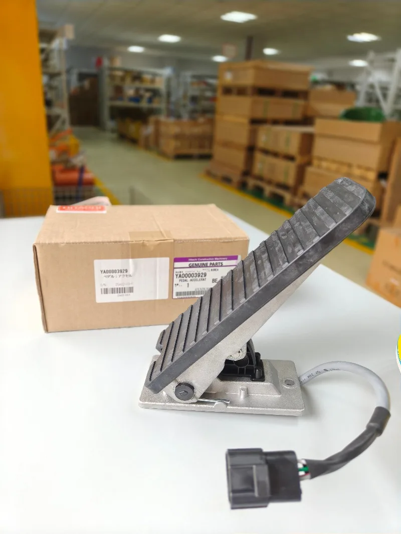 Hitachi Construction Machinery Pedal Accelerator YA00003929 Loader Parts