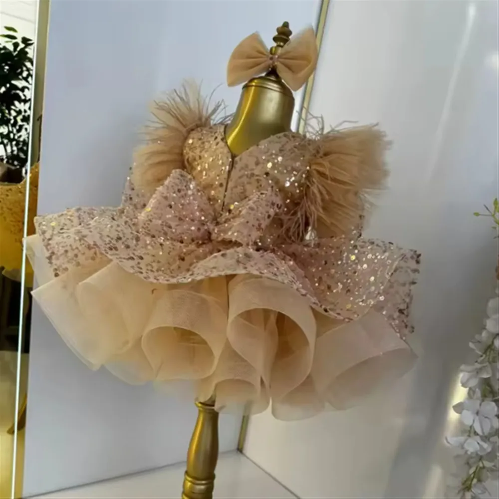 Abito da sposa per ragazza di fiori carino con piume di paillettes con fiocco Abito da principessa gonfio per festa di compleanno per bambini, abito da comunione personalizzato