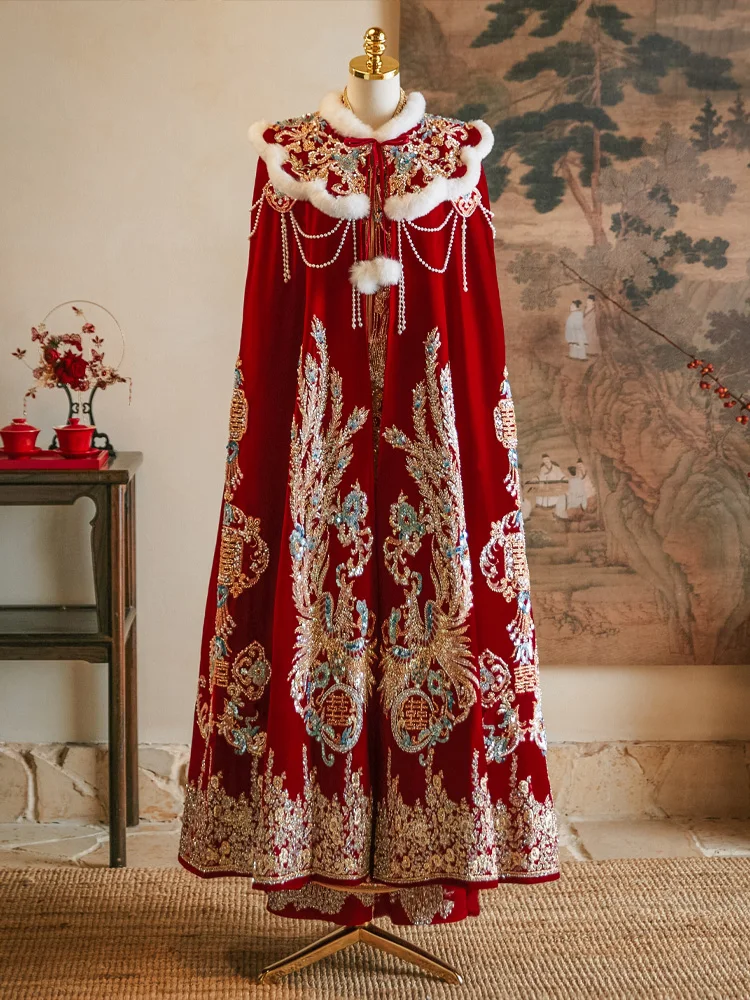 

Утепленное пальто с меховым воротником Caochong, красное, для свадьбы, зимнее, теплое, для подружек невесты, с длинными рукавами, с вышивкой дракона и феникса