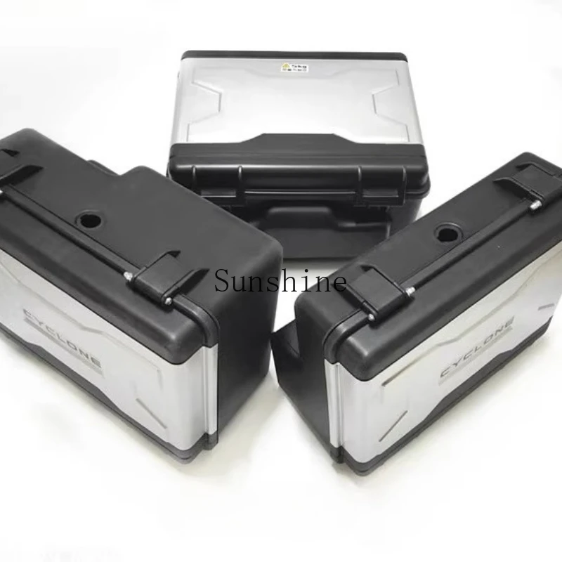 

Suitable for Zong/Secron RX1 RX3 ZS250GY-3 tail edge (plastic box)