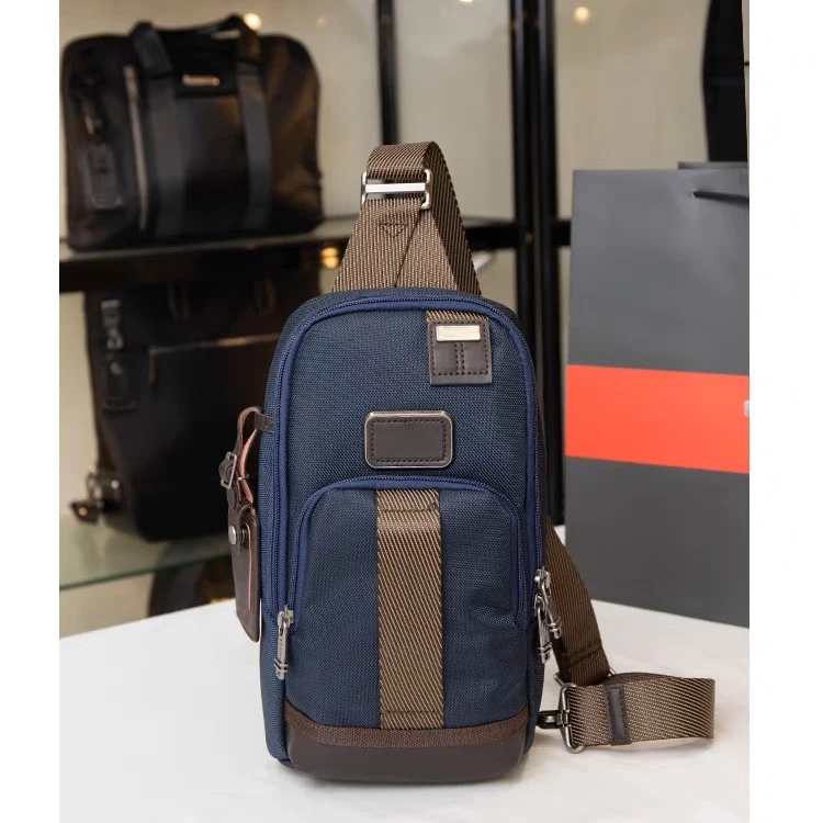 Casual Men's Chest Bag 2223402 Ballistic Nylon Fashion Lightweight IPAD Single Shoulder Slant Cross Small Bag Leisure Style view 3