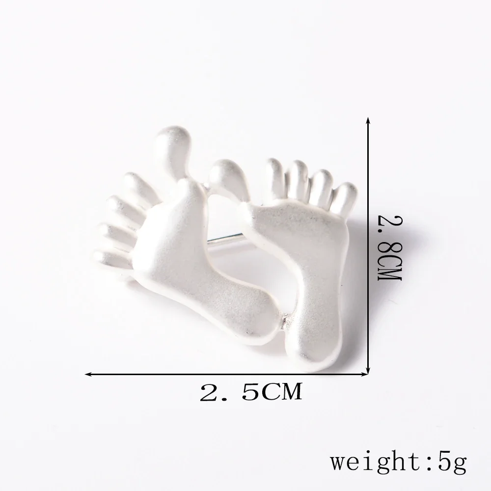 Blucome New Design Cute Little Feet Shape Brooches for Women Men Children Suit Scarf Hat Laple Pins Jewelry Kids New Year