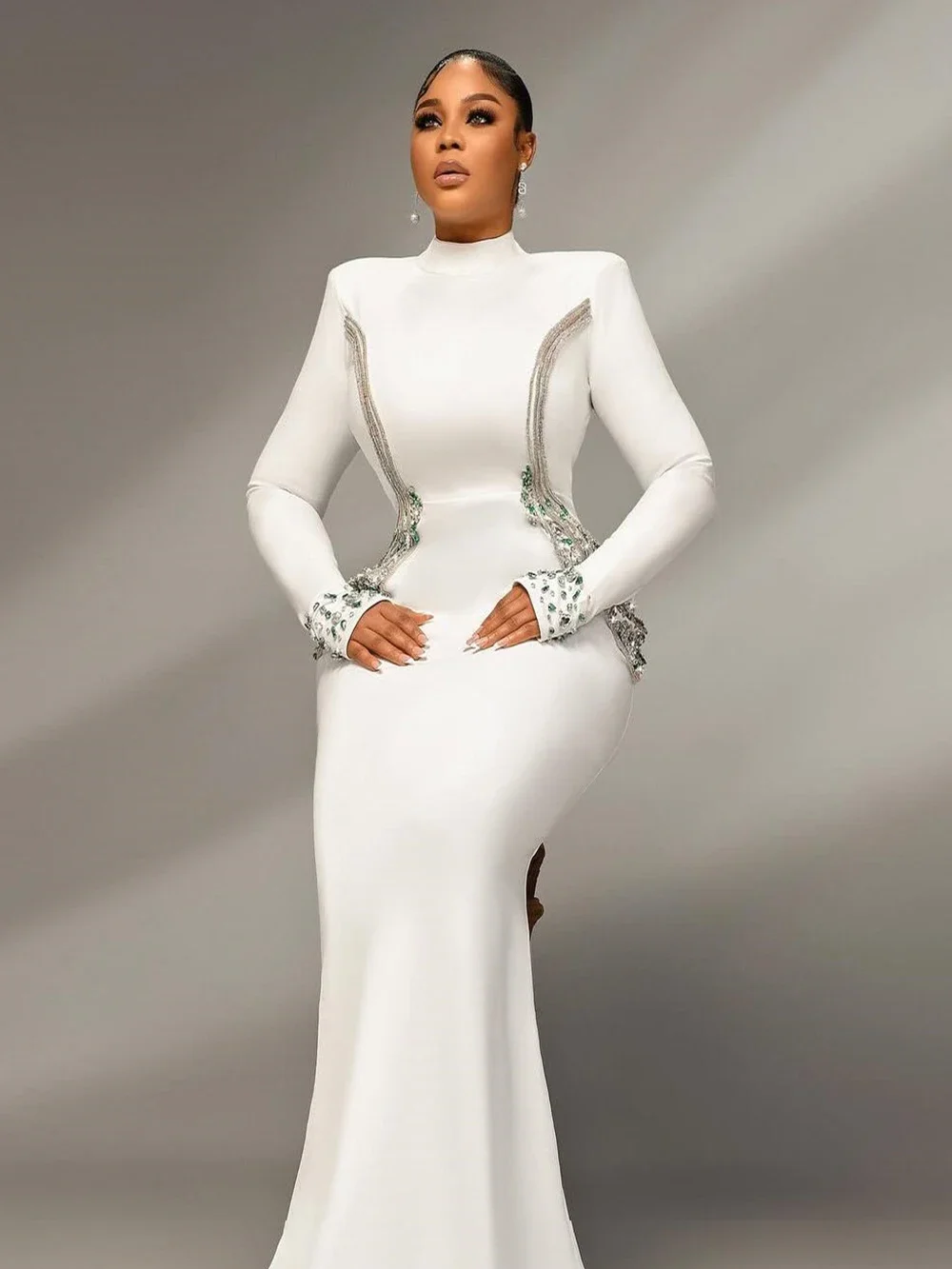 

Elegant Women Diamond Celebrity Evening Bandage Maxi Dress White Long Sleeved Sexy Luxury Bodycon Cocktail Party Gown