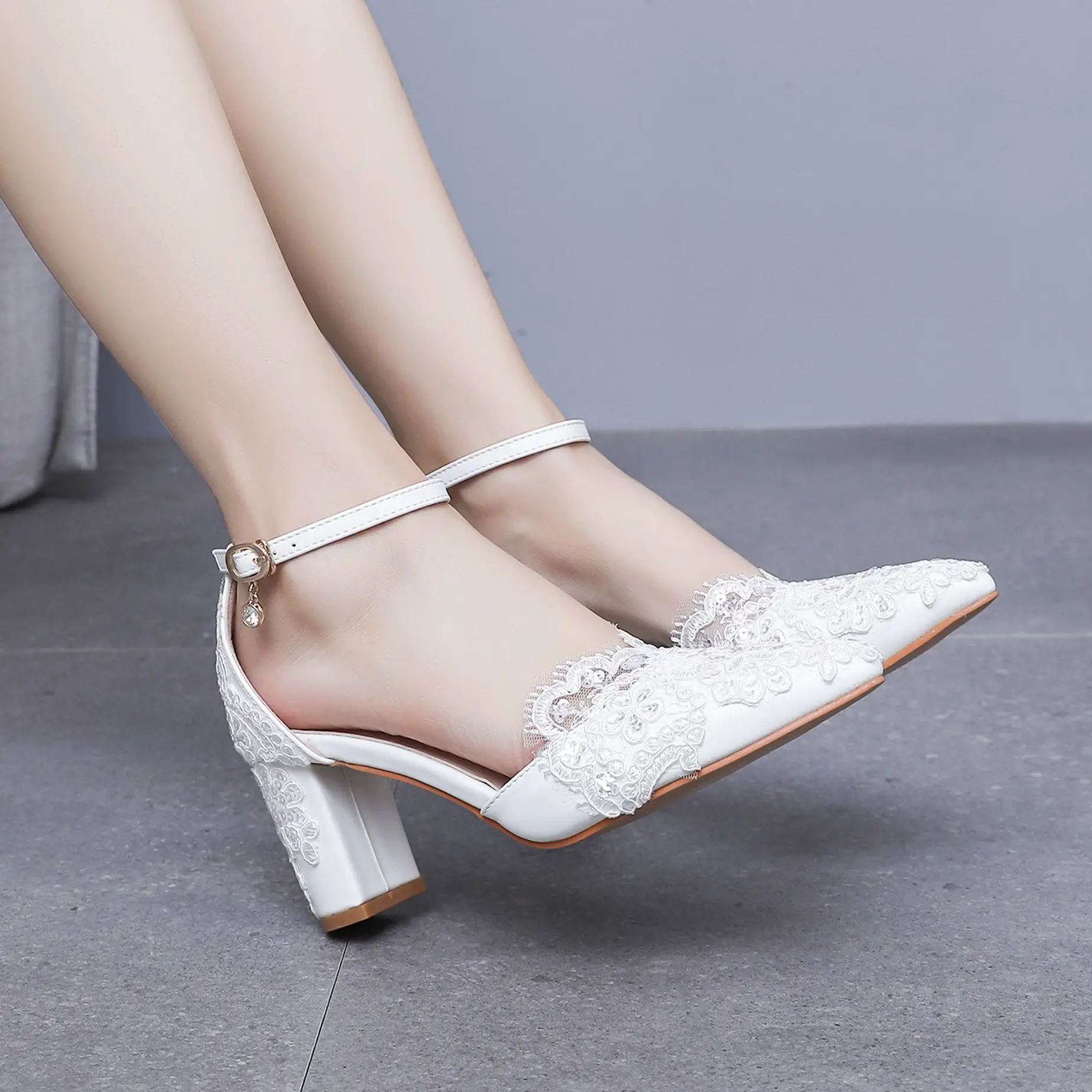

Women Flower Sandals Pointed Toe Pumps Dress Party Square High Heels White Lace Sequin Weding Shoes