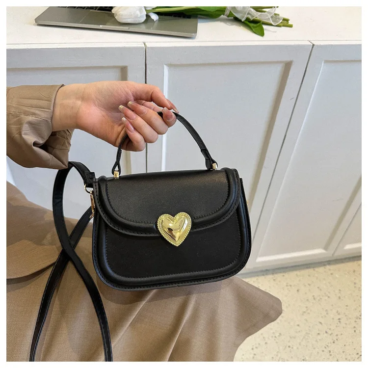 Trendy Designer Handbags Casual Shoulder Bag Heart Decoration Crossbody Bags For Women Fashion Small Top Handle Bags