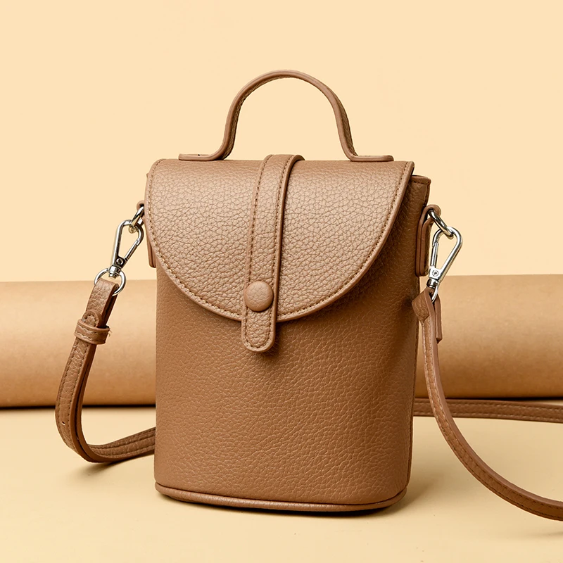 

Fashion Women's Leather Crossbody Bags Small Shoulder Purse Handbag Casual Chic Tote for Ladies Daily Use Lightweight & Stylish