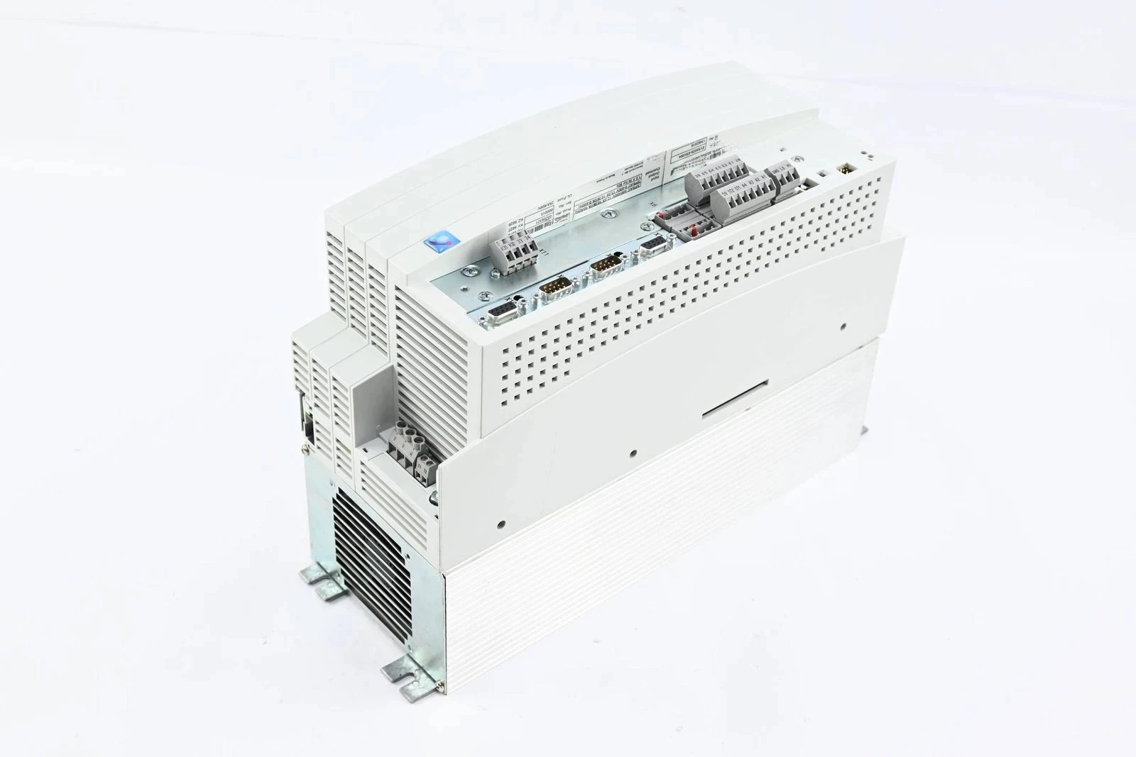 ОДИН EVS9324-EKV004 EVS9324-EKK100 EVS9324-E5V004 EVS9324-CIV004 EVS9323-ETV911 Новый гарантия 1 год