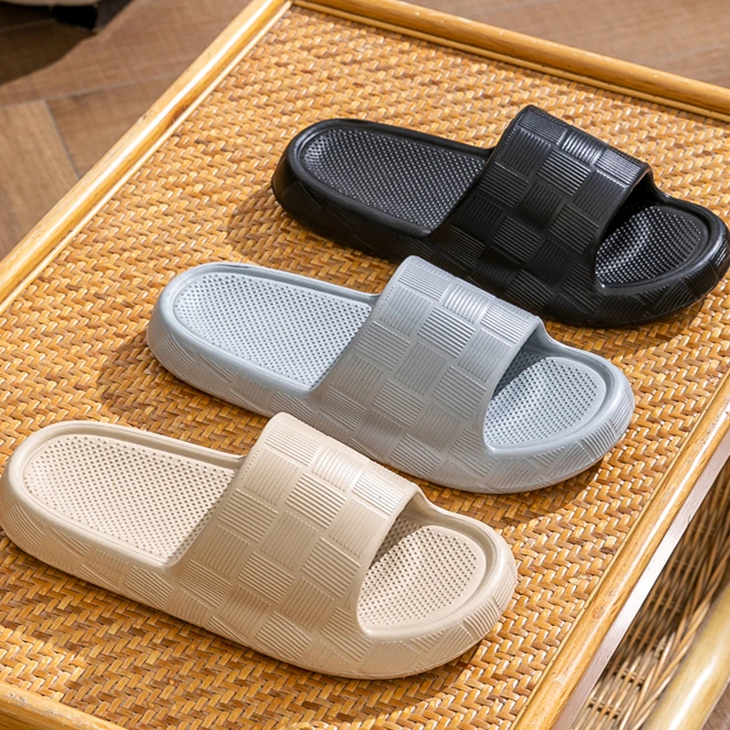 Soft Home Slippers Couple Summer Indoor Skid Proof Bathroom Slippers Sandals Hotel Outdoor Men Women Flip Flops Flat Shoes