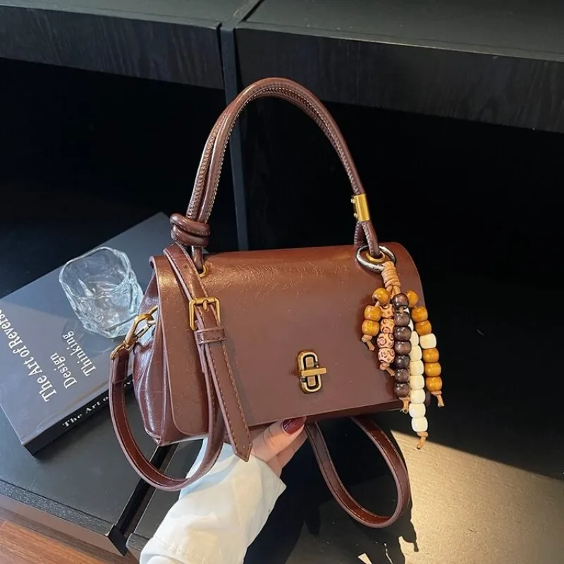 

Unique Designer Diaper Bags For Women Simple Vintage Leather Shoulder Bag Elegant Minimalist Trendy Large Capacity