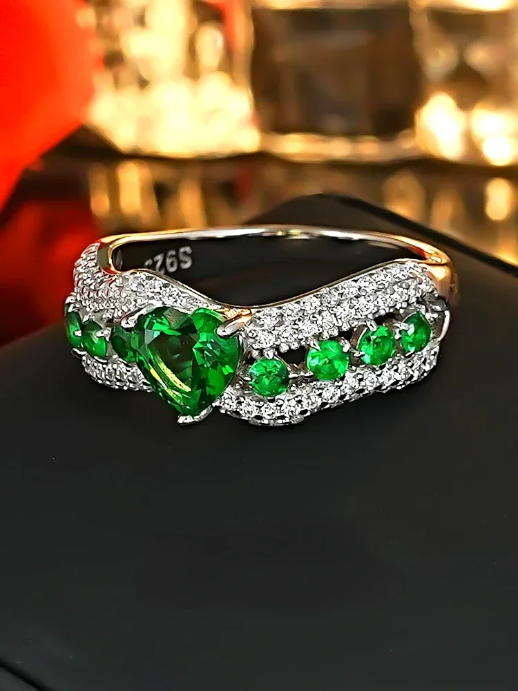 Emerald diamond ring with wide wavy arms, 925 silver gold-plated tourmaline green, versatile and niche for commuting