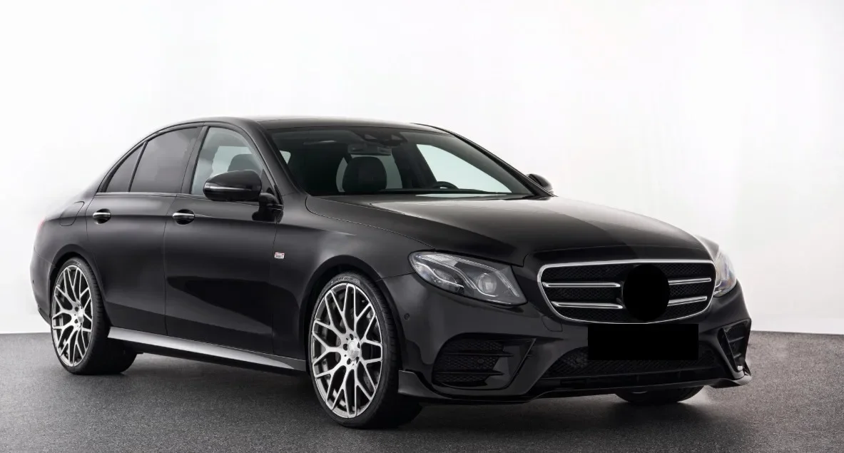 المنتجات الخاصة أو تكلفة الشحن الإضافية رسوم إضافية