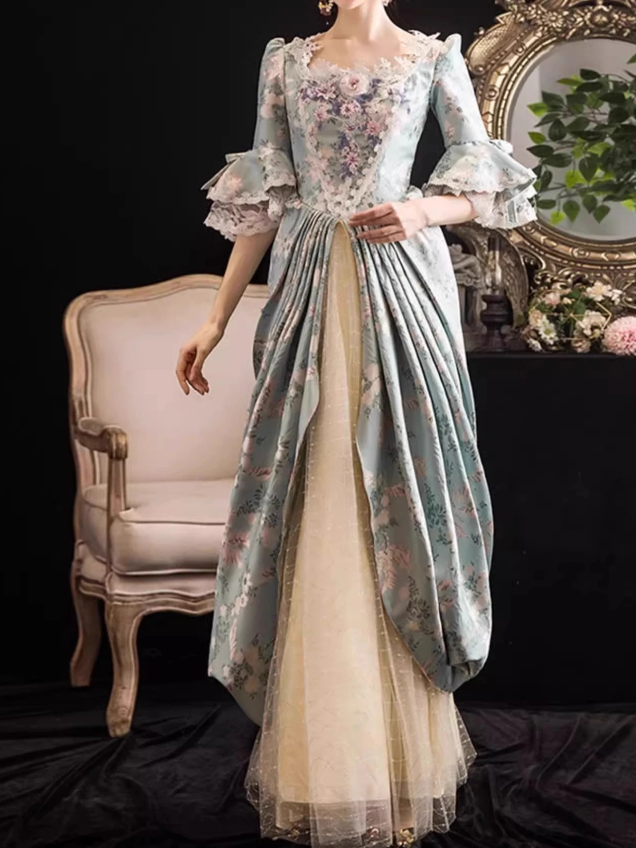 European Medieval Palace Uniform Aristocratic Photo Travel Photography Model Dress Performance Evening Makeup Elegant Princess