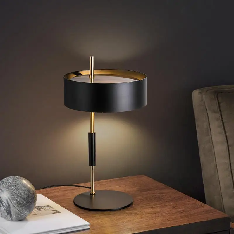 Italian art desk lamp light luxury high-end feeling creative designer decoration eye protection bedroom bedside work light