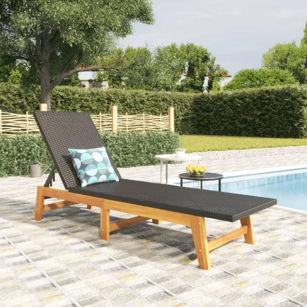 Espreguiçadeira elegante para relaxamento sereno, encosto ajustável com rattan durável e madeira de acácia maciça, piscina ou pátio