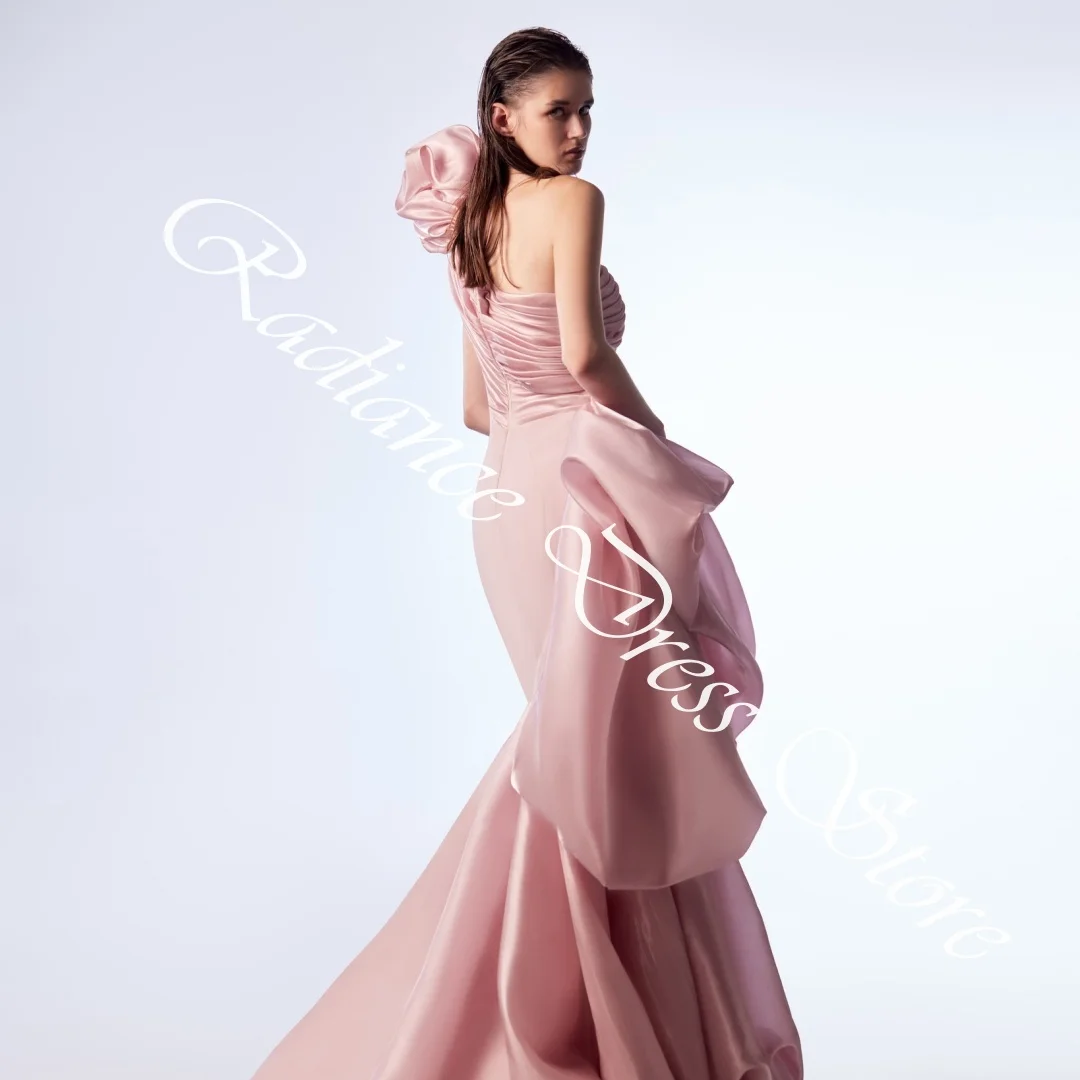 فساتين سهرة مخصصة من الساتان اللامع بكتف واحد وسحاب خلفي بدون أكمام وقطار مناسبة خاصة #4