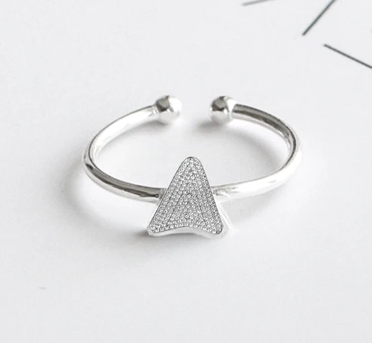 

2 треугольные кольца для Карлоса