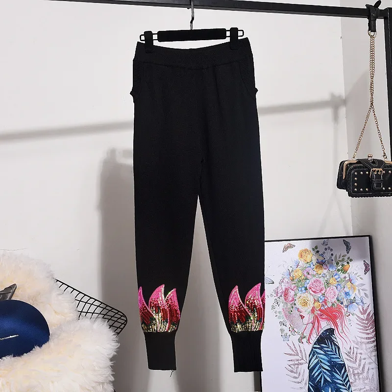 Mode Weiß Schwarz Trainingsanzüge Gestrickte Set Frauen Handarbeit Pailletten Pullover Bleistift Hosen Outfits Weibliche Lose Beiläufige Stricken Anzug