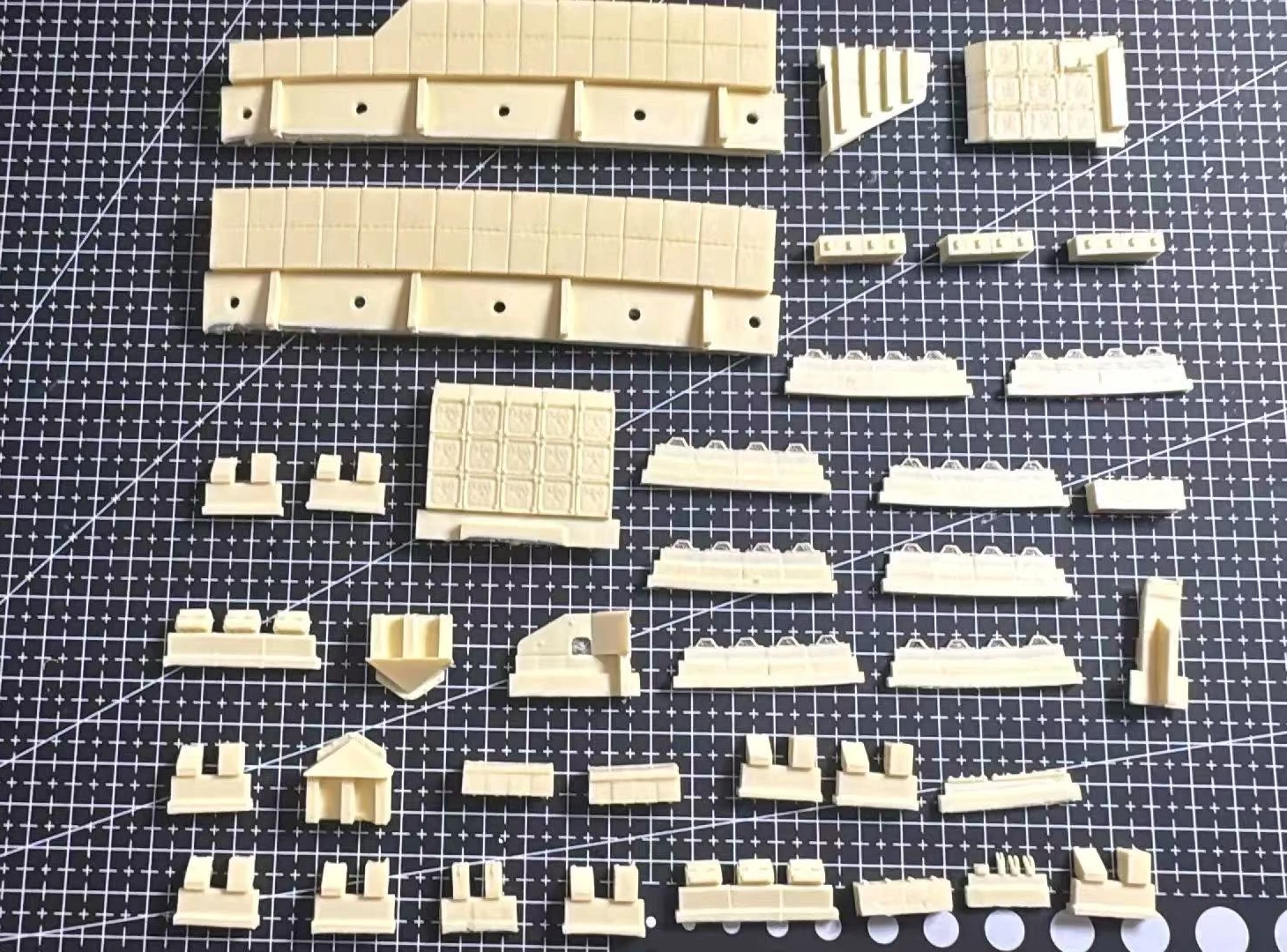 1/35 M2 Bradley ERA Set LF1168 Resin Conversion Kit  Academy Military Vehicle Model Upgrade Parts
