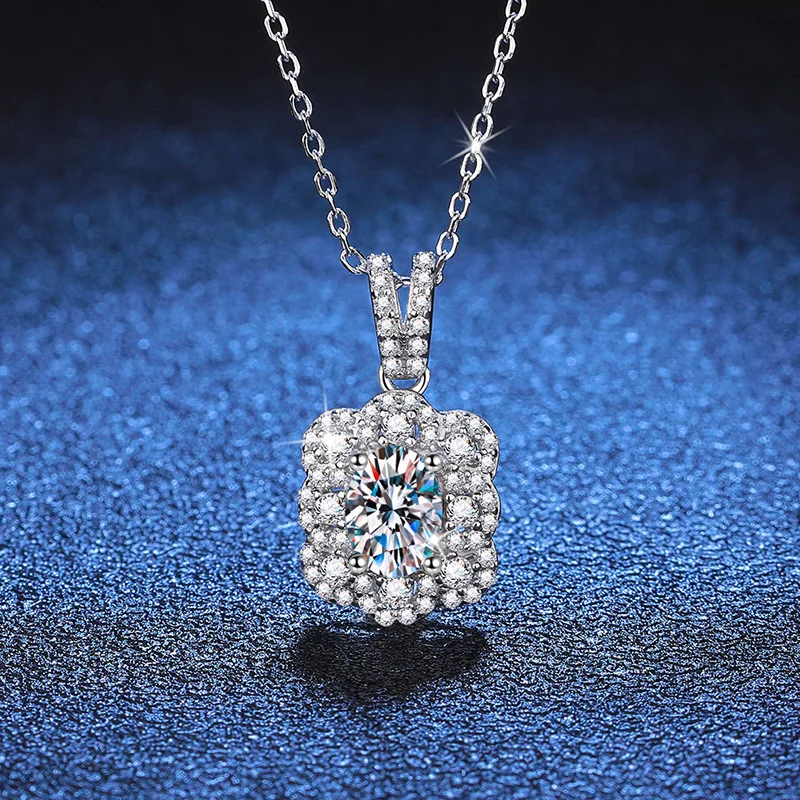 D color moissanite necklace egg-shaped temperament full diamond bud clavicle chain 1 gram silver necklace platinum PT950 mark