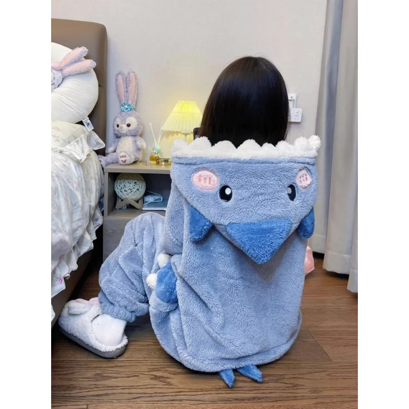 Connected body pajamas autumn and winter padded and thickened warm hooded robe students small shark Winter coral velvet pajama s