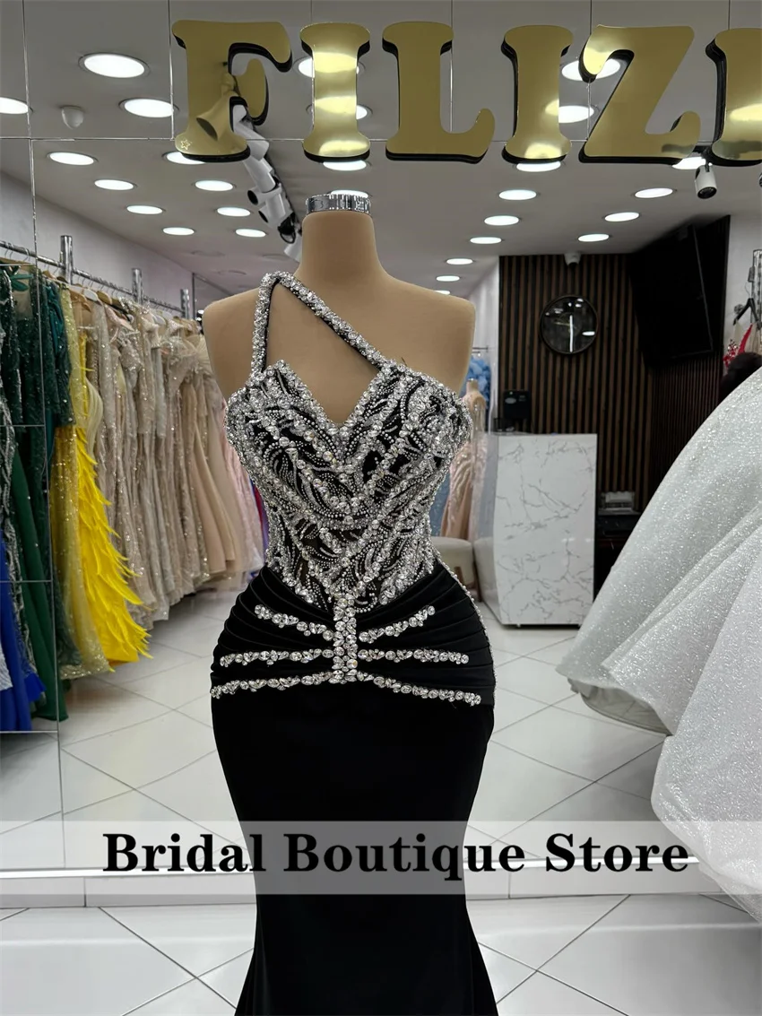 

Luxury Black Evening Dress Robe De Soiree Customized Shinny Beading Diamonds Crystals Wedding Party Gown Formal Prom Gown
