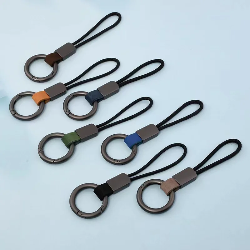 Trendy Unisex Leather Rope Keychain Black Silver Color Metal Key Ring Couple Keyfob Llavero Key Holder Decorative Car Pendant