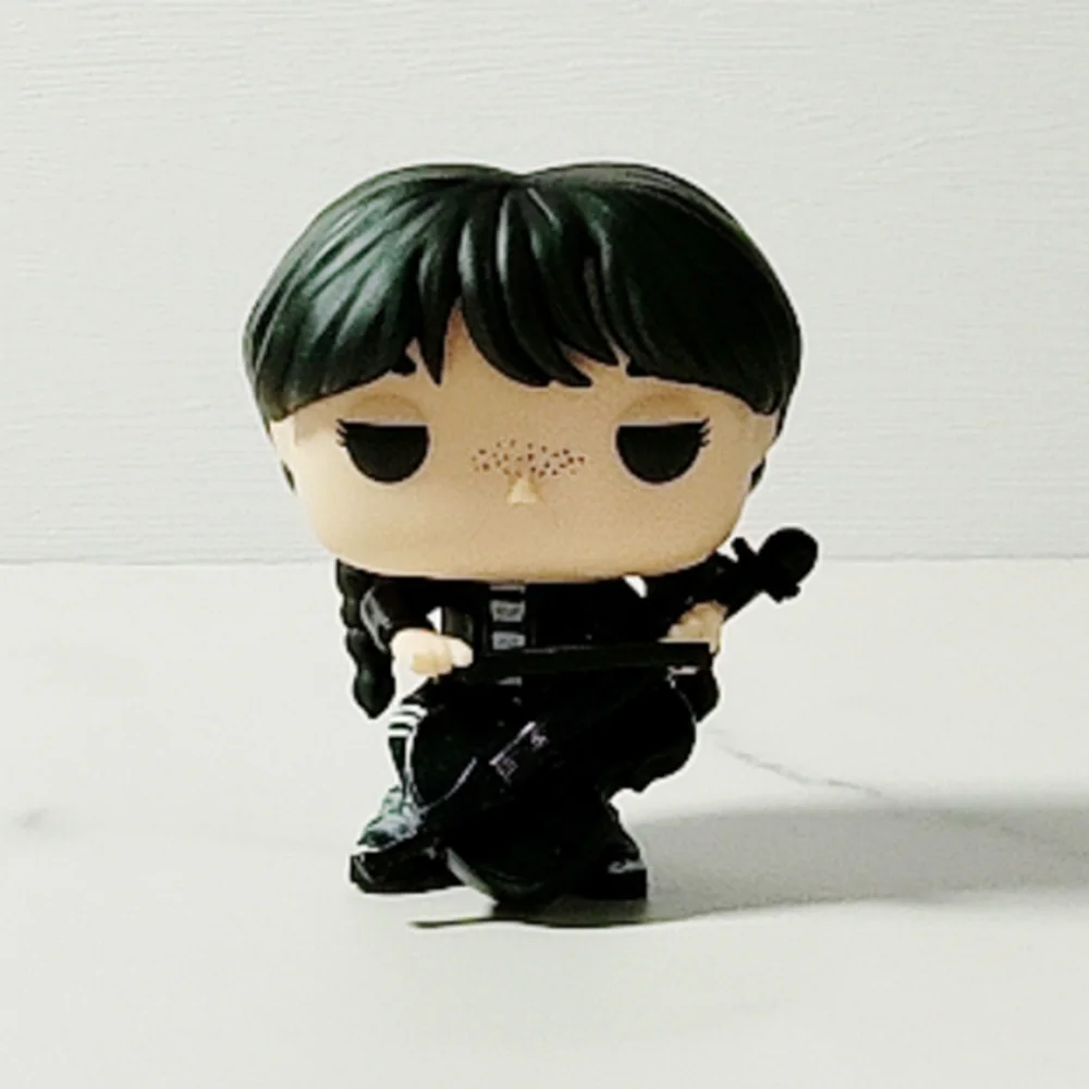 Televisión Addams Family - Miércoles con el violonchelo # 1310 Funkoes Figuras de Acción Coleccionables Muñecos Regalos para Niños