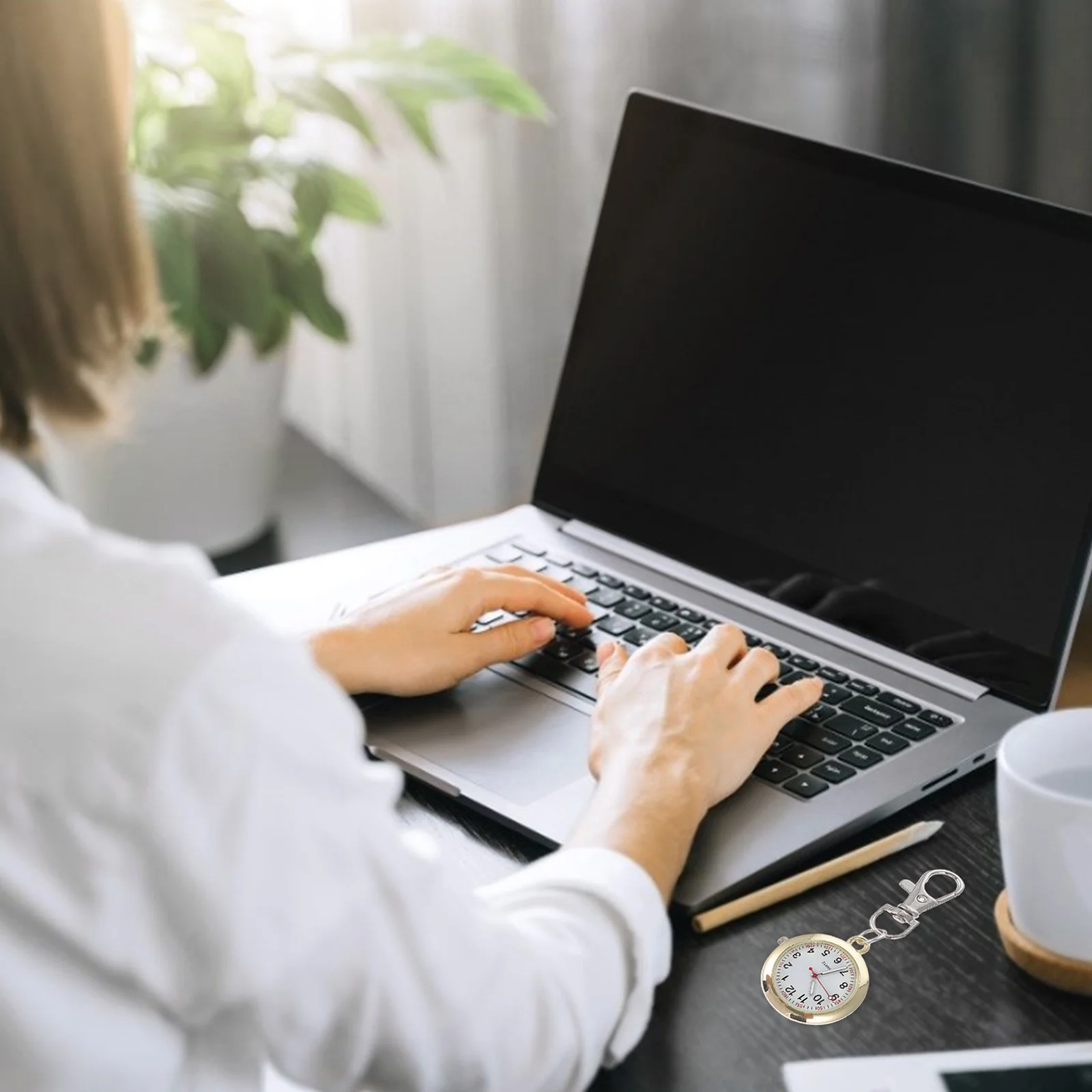 

1Pcs Vintage Pocket Watch for Men Women Metal Pendant Timepiece Durable Simple Design Easy to Use for Nurses Professionals