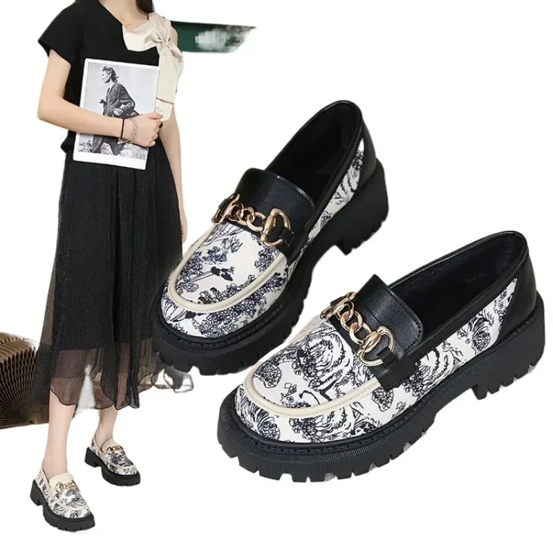 Women Pumps Mixed Color Embroidery Thick Sole Leather Loafers Genuine Leather All-Match Casual Shoes Round Toe Platform Mid Heel