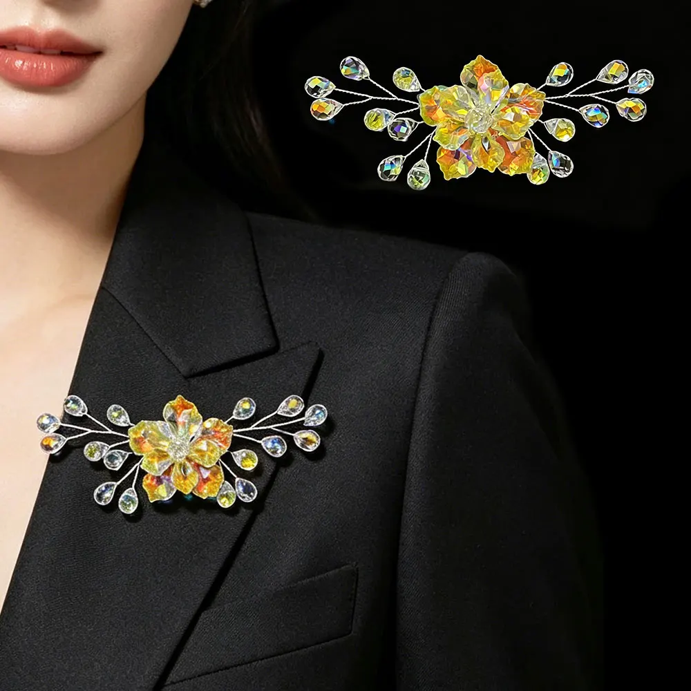 Crystal Flower Brooch Pin, Sparkly Iridescent Crystal Brooch for Wedding Party Bridal Dress Decoration（2pcs）