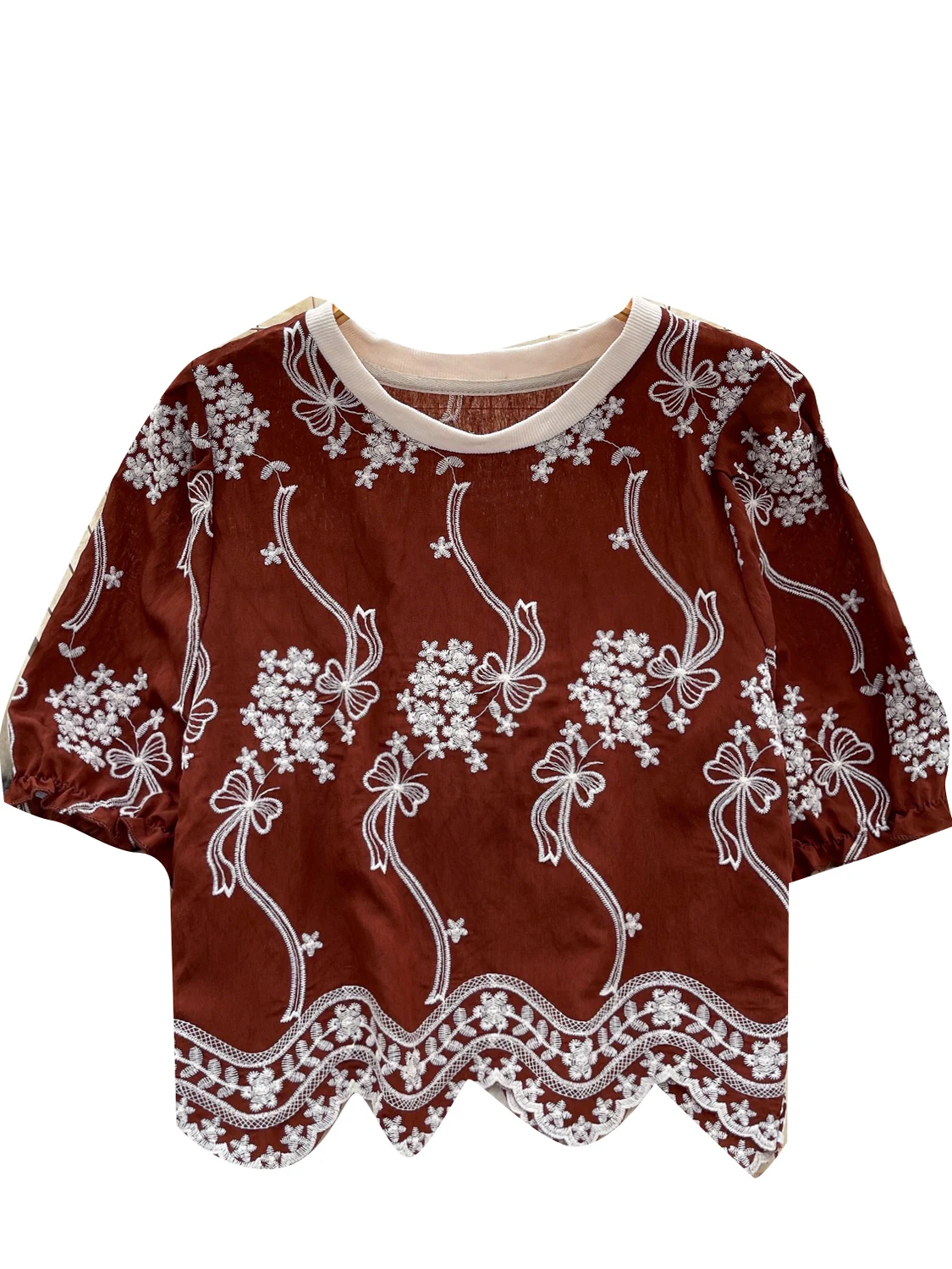 Retro Embroidered round Ne Bubble Sve ort irt Women's Korean Sle Commute Faion Summer Design Sense Asymmetrical ...