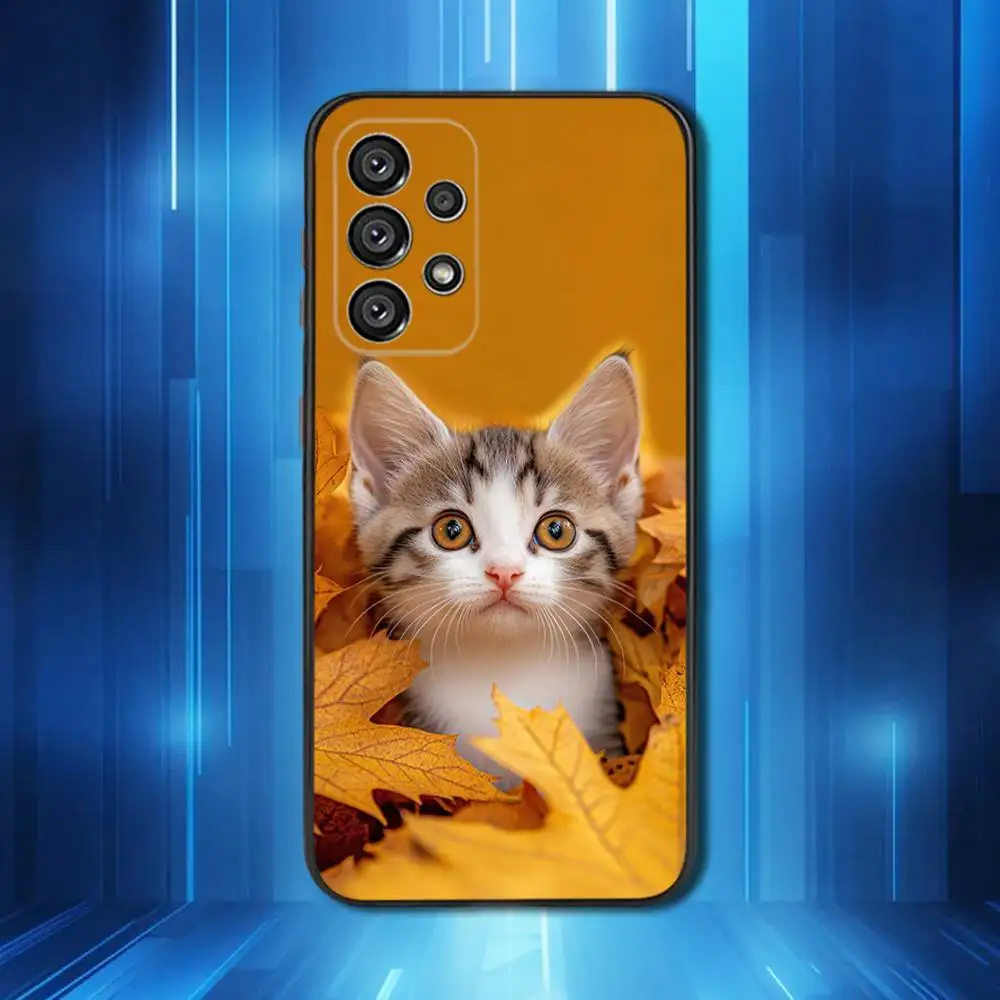Gato perezoso en hojas de otoño para Samsung Galaxy A53,31,52,72,41,22,73,32,71,Note,J7,8,9,5G funda de teléfono de silicona negra suave