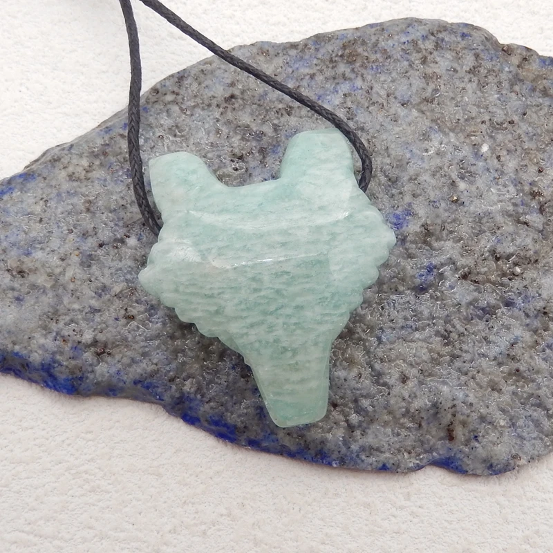 Natural Stone Amazonite Wolf Head Pendant Reiki Healing Carved Animal DIY Animal Jewelry Necklace Gift 36x29x12mm 11g