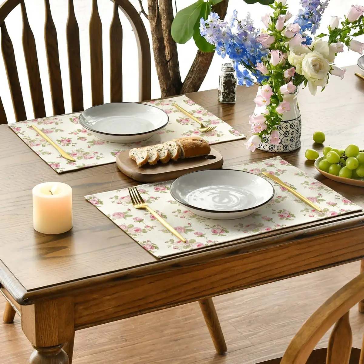 4Pcs, Floral Rose Placemats, Washable, Suitable for Holiday Parties, Home Decor, Kitchen Tables, Rectangular Dining Rooms, Make Your Dining Room and Kitchen More Beautiful, a Birthday Gift and Housewarming Party Gift for Family and Friends
