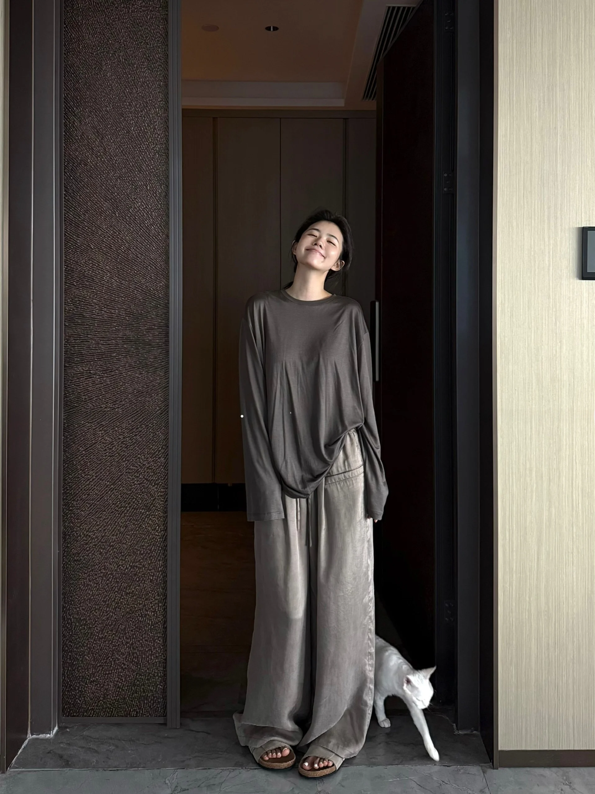 

Брюки PEACHZHOU LSR свободного кроя с четырьмя швами, драпированные, широкие, женские, осенние, с завышенной талией