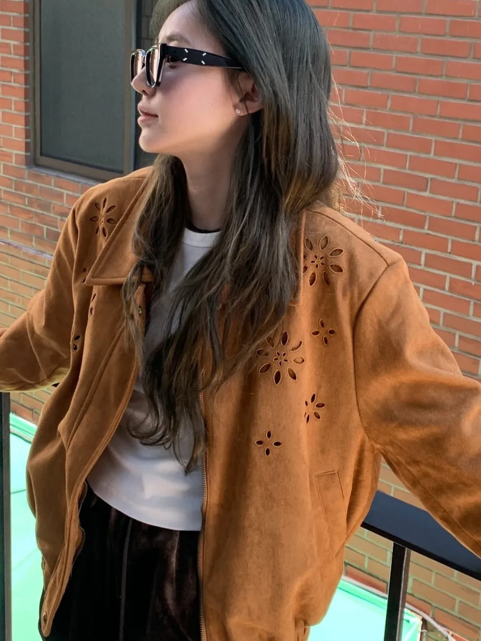 

Женская замшевая куртка East Gate с вышивкой, ажурными цветочными вырезами, теплая, свободного кроя, с длинными рукавами, на молнии, повседневная верхняя одежда