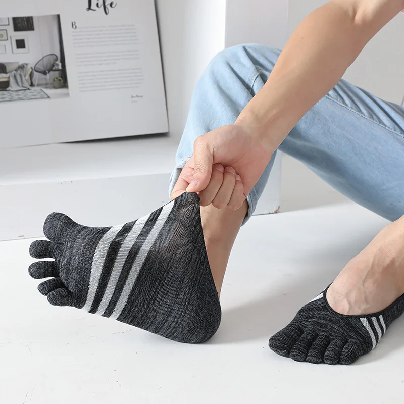 5 Pairs Man No Show Slipper Socks with Toes Low Cut Non-Slip Sock Colorful Cotton Striped Invisible Five Finger Socks Harajuku