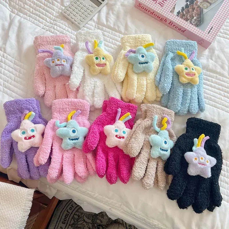  Winter New Coral Fleece Cute Plush Three-hair Clown Cartoon Warm Student Riding Finger Gloves 