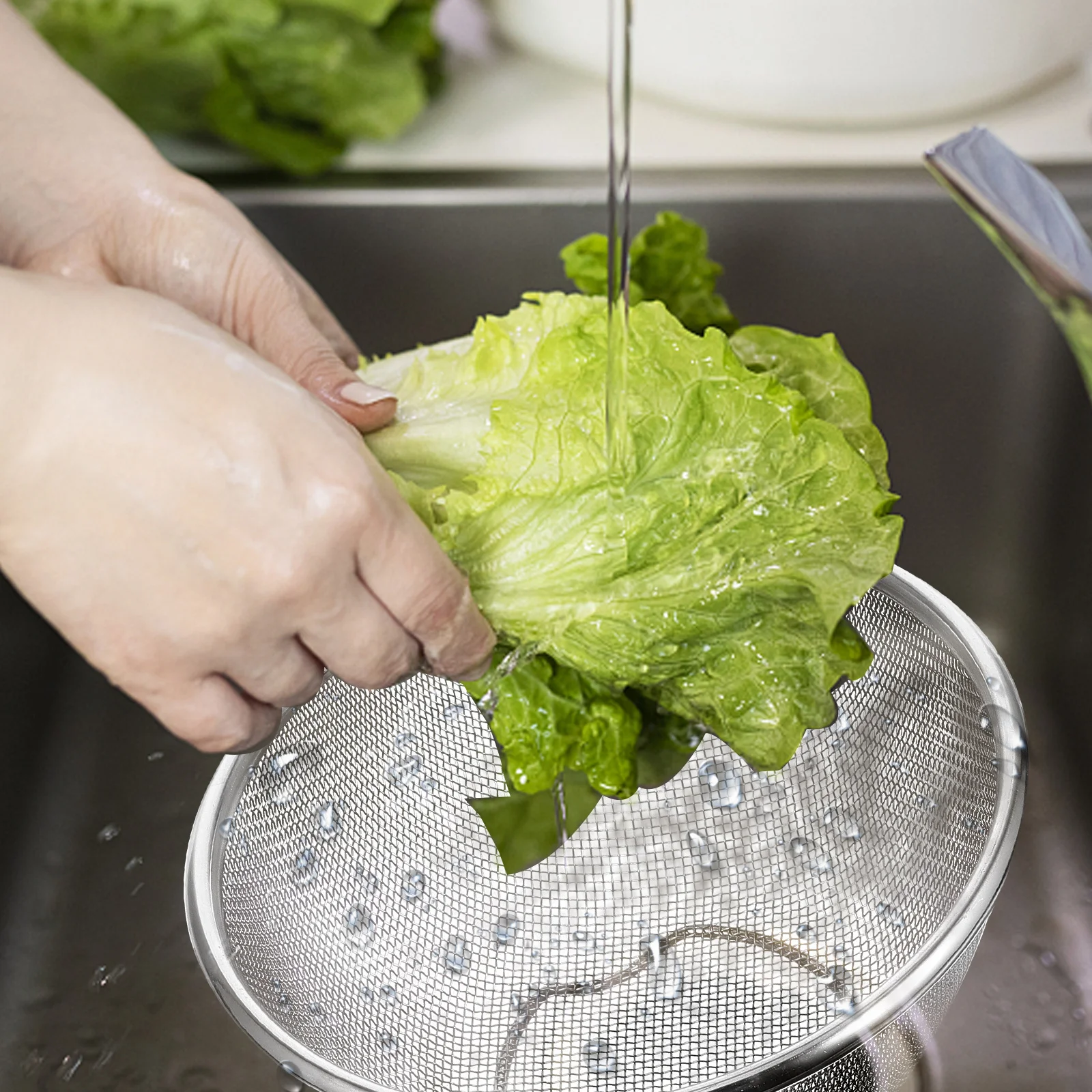 

Stainless Steel Vegetable Basket Strainer 14cm Colander Fine Mesh Rice Washer Kitchen Fruit Drain Basket Strainers