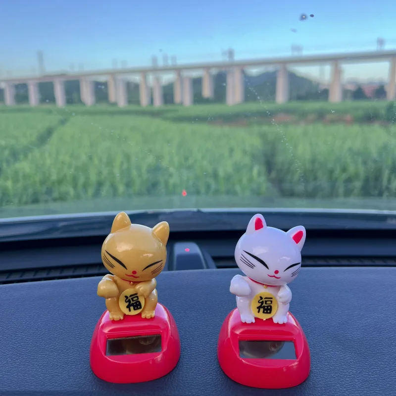 Креативная солнечная игрушка Fortune Cat, милый кот, украшение центральной консоли автомобиля, мультяшное аниме, животные, ручка-качалка, офисные украшения